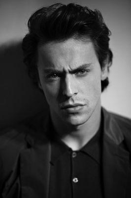 Metin AkdÃ¼lger - poza 2