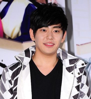 Yong-Joon Ahn - poza 6