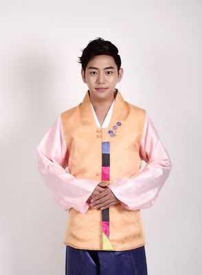 Yong-Joon Ahn - poza 23