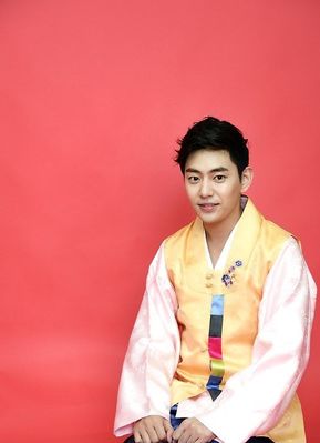 Yong-Joon Ahn - poza 24