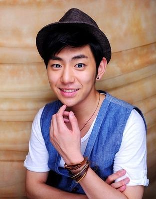 Yong-Joon Ahn - poza 21