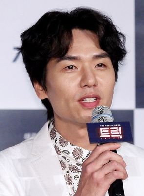 Tae-Hoon Kim - poza 11