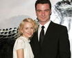 Naomi Watts a nascut un baietel