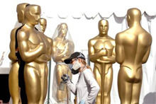 Amanari sau anularea Oscarurilor?