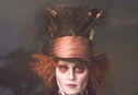Articol Johnny Depp adopta un look spectaculos pentru rolul din "Alice in Wonderland"