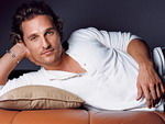 O batrana de 82 de ani l-a salvat pe Matthew McConaughey