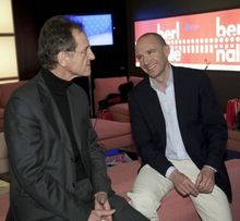 Ralph Fiennes: cu plete pe ecran, chel la conferinta