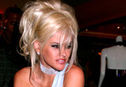 Articol Cine a ucis-o pe Anna Nicole Smith 