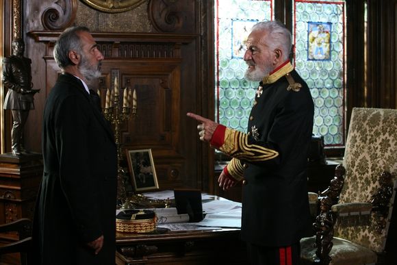Răzvan Vasilescu si Sergiu Nicolaescu în Carol I