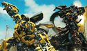 Articol Primele cronici la Transformers 2