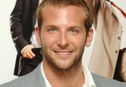 Articol Bradley Cooper neagă că ar avea o relaţie cu Jennifer Aniston