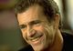 Mel Gibson a agresat un admirator