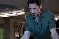 Noi imagini din Iron Man 2