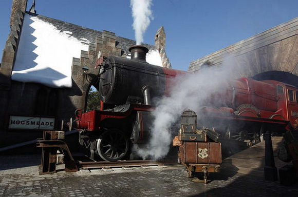 Fascinanta lume a lui Harry Potter într-un parc de distracţii fabulos - GALERIE FOTO