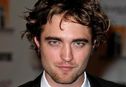 Articol Robert Pattinson e plin de bani
