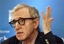 Articol Woody Allen ameninţă cu sinuciderea