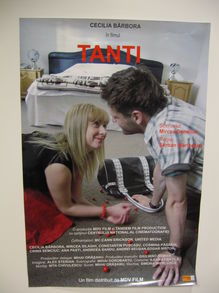 Jurnal de festival - Cronica filmului Tanti, probleme la IPIFF