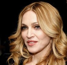 Madonna a început filmările la W.E.