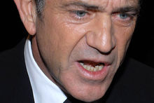 Mel Gibson, accident de maşină