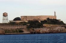 J.J. Abrams va produce un serial despre Alcatraz