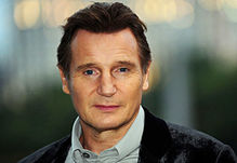 Liam Neeson, atacat de lupi în The Grey