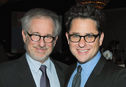 Articol J.J. Abrams şi Steven Spielberg anunţă primii actori din viitorul film, Super 8