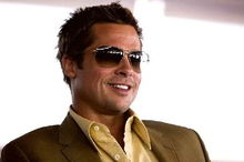 Brad Pitt, bătăuş pentru mafie în Cogan’s Trade