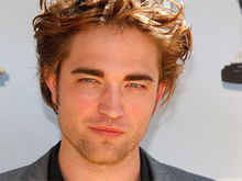 O întâlnire cu Robert Pattinson, 30.000 de dolari