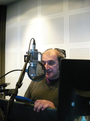  Sandu Mihai Gruia în studioul Musitech. 