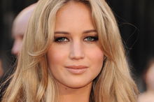 Jennifer Lawrence, protagonistă în The Hunger Games?