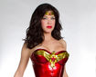 Prima imagine a lui Adrianne Paliki în costumul Wonder Woman!