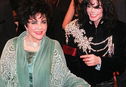 Articol Elizabeth Taylor se va odihni lângă Michael Jackson