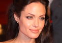Articol Noul tatuaj al Angelinei Jolie stârneşte controverse