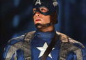 Articol Captain America schimbă costumul pentru The Avengers