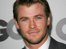 Chris Hemsworth, Vânătorul lui Kristen Stewart?
