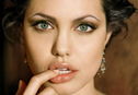 Articol Angelina Jolie ar putea lucra cu David O. Russell