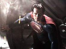 Prima imagine oficială a noului Superman!