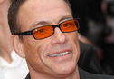 Articol Jean-Claude Van Damme va lupta cu extratereştrii