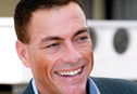 Articol Jean-Claude Van Damme, discurs la penitenciarul Jilava