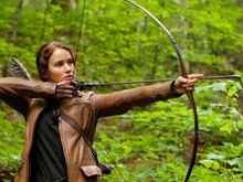 The Hunger Games îşi continuă dominaţia la box-office