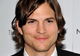 Ashton Kutcher rămâne starul lui Two and Half Men încă un sezon