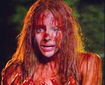 Chloe Moretz, într-o baie de sânge, în prima imagine din Carrie