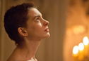 Articol Interpretarea lui Anne Hathaway din Les Misérables, “copleşitoare”