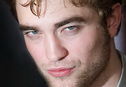 Articol Robbert Pattinson se dezbracă pentru Carey Mulligan