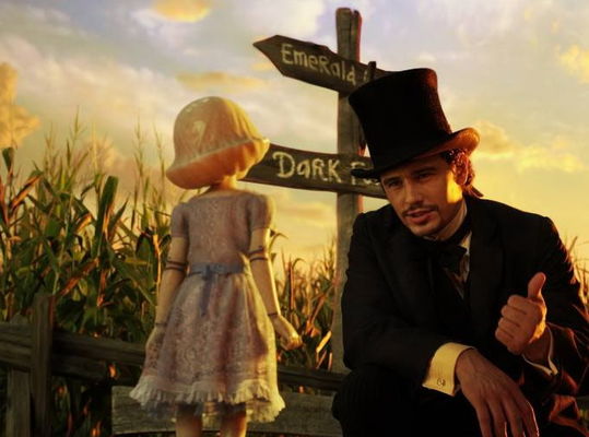 Primele imagini cu James Franco din Oz: the Great and Powerful