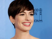 Anne Hathaway se îndreaptă spre Îmblânzirea Scorpiei