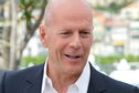 Articol Bruce Willis ţinteşte către Bond