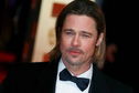 Articol Brad Pitt va juca rolul unui controversat general american într-un film biografic
