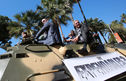 Articol Actorii din The Expendables 3 au venit pe tancuri la Festivalul de Film de la Cannes