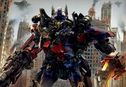 Articol Video Transformers: nouă moduri de a distruge o clădire, în viziunea lui Michael Bay